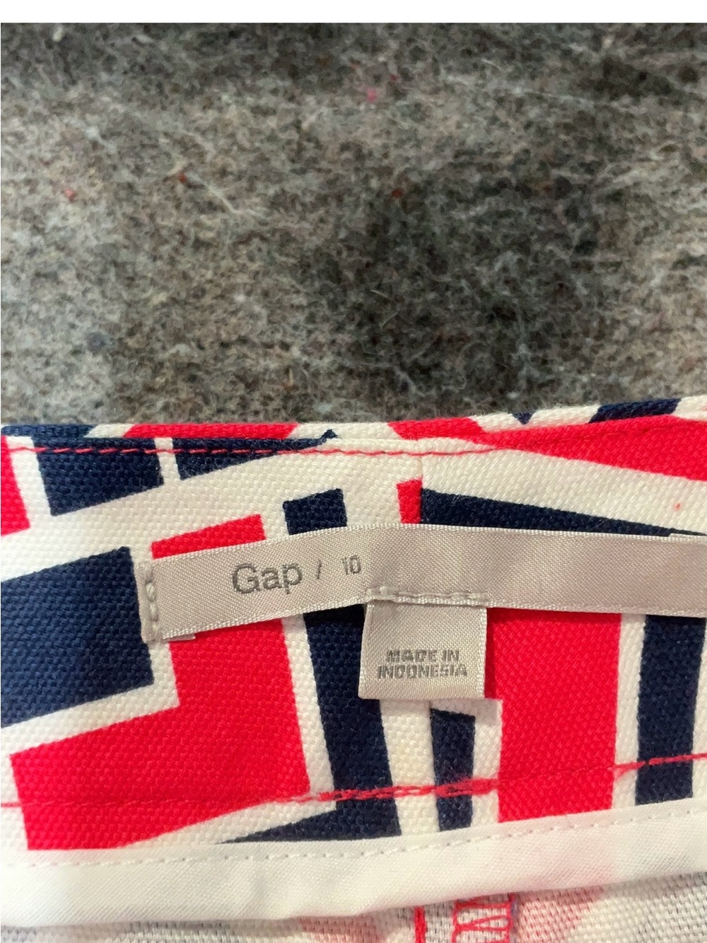 GAP Geometric Print Chino Shorts Pink/Navy/White Pockets‎ Women's 10 - Picture 3 of 4